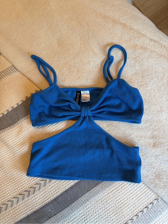 Divided Tops - H&M Blue Cutout Knot Crop Tank